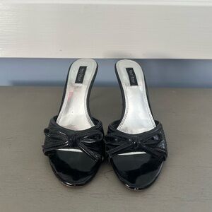 White House Black Market Bow Kitten Heels